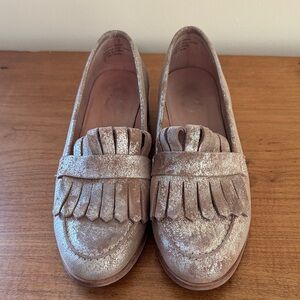 VEUC Seychelles fringed loafers